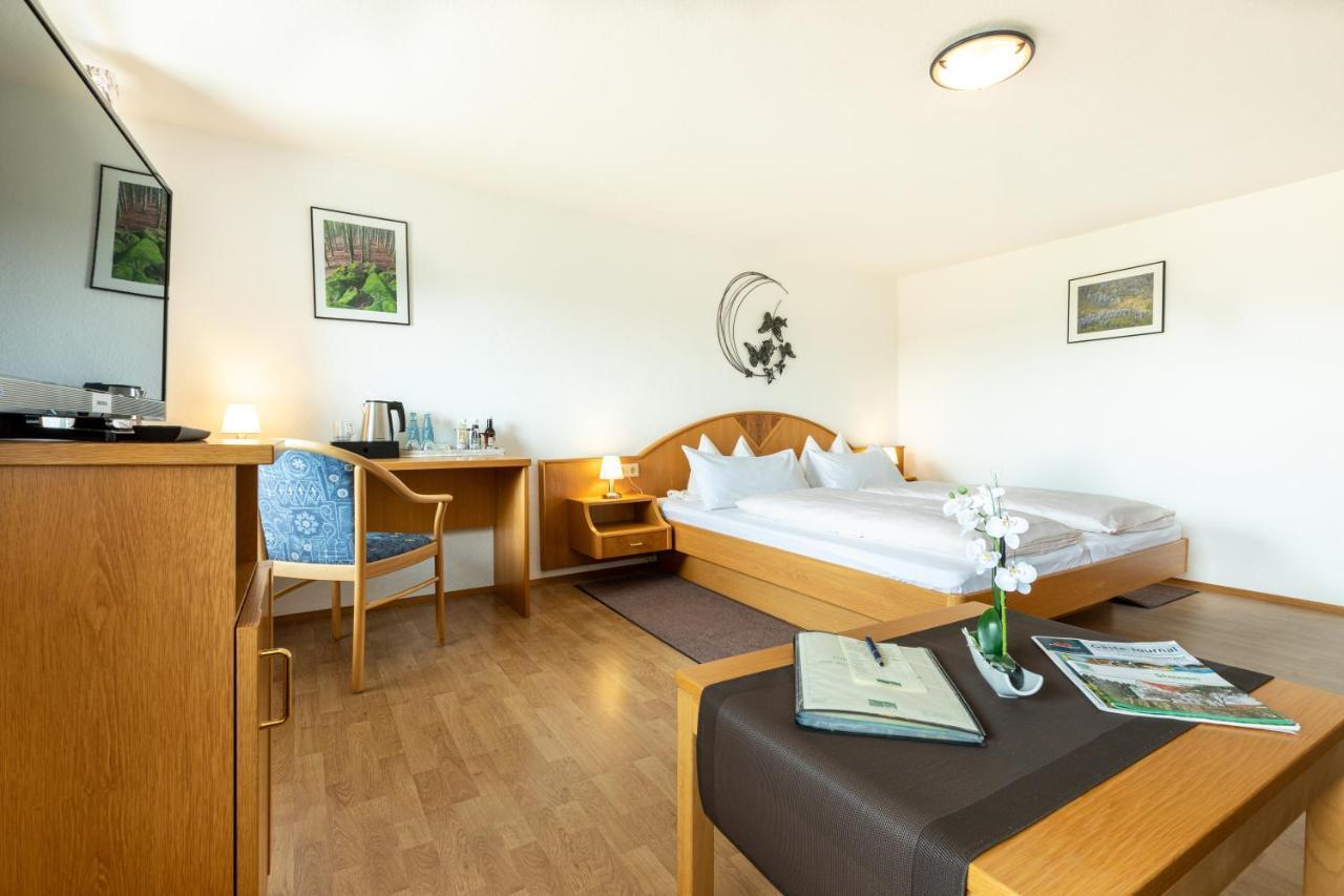 Hotel Landgasthof Zum Pflug Kleines Wiesental Esterno foto